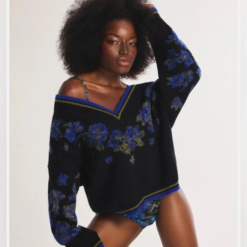 Savage X Fenty Black V-Neck Floral Rush Knit Sweater NWT